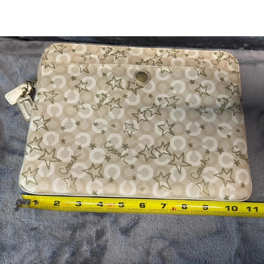 Coach Waverly Snow Queen Universal Tech Tablet Case Gold Cream Stars Padded Y2K
